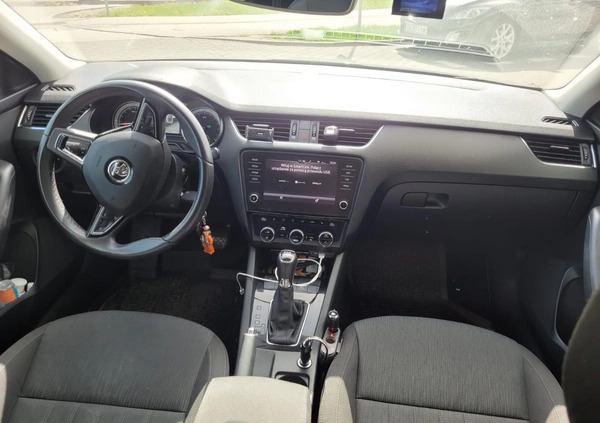 Skoda Octavia cena 63500 przebieg: 159000, rok produkcji 2019 z Kielce małe 46